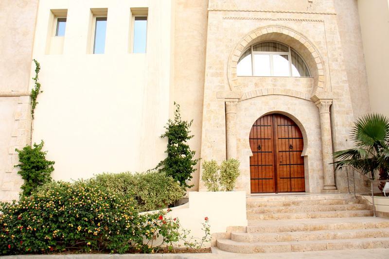 فندق برج الضيافة صفاقس‎ المظهر الخارجي الصورة